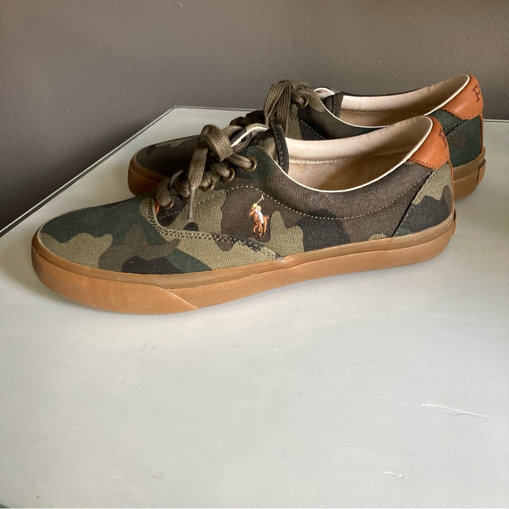 Men’s Polo Ralph Lauren Camouflage Canvas Sneakers Size 9